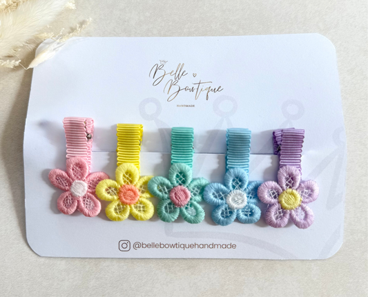Flower Lined Fringe Clips -Pastels