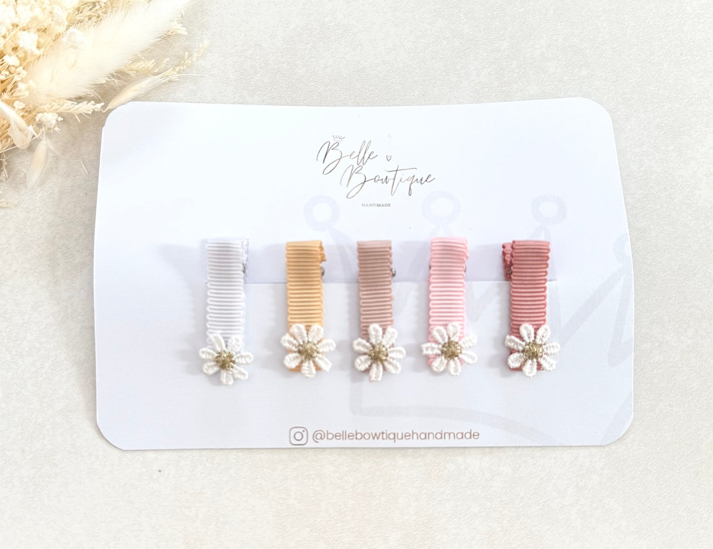 Fully Lined Flower Fringe Clips