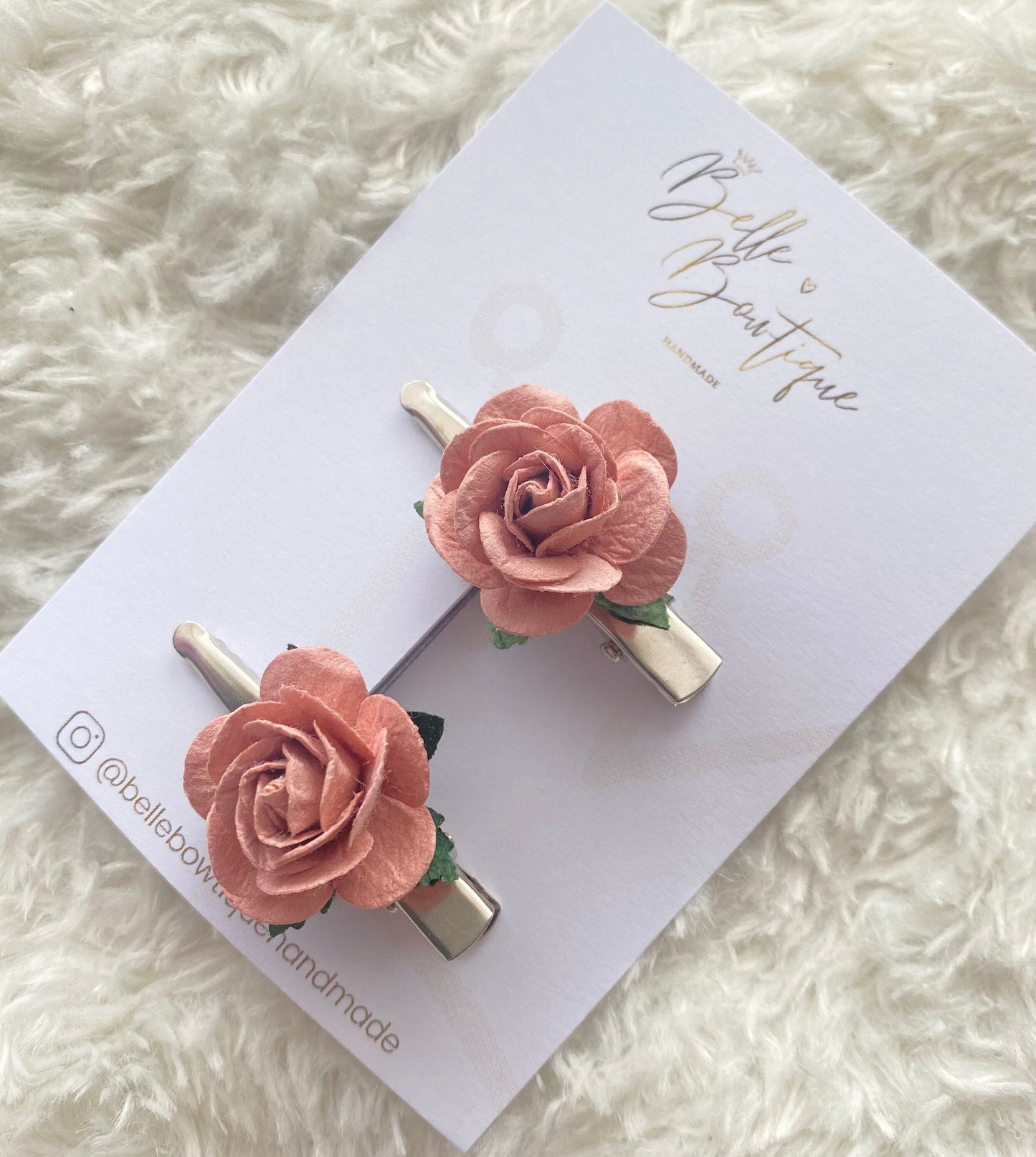 Fringe Clip - White Flower Hair Clips - wedding flower Clips - Small Clip - Fringe Clips - Baby clip - bridesmaid clip- White Wedding Clip
