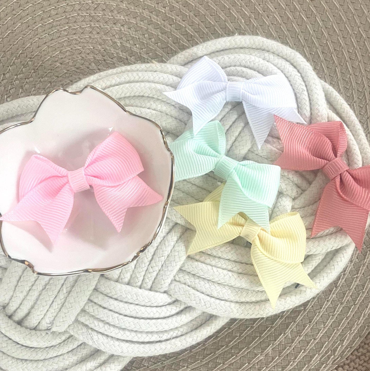 Ribbon Bow Hair Clips Fringe clips pack of 5- Baby Hair Bows for Girls - Groisgrain ribbon Clip pack - toddler clip small - baby hair clip