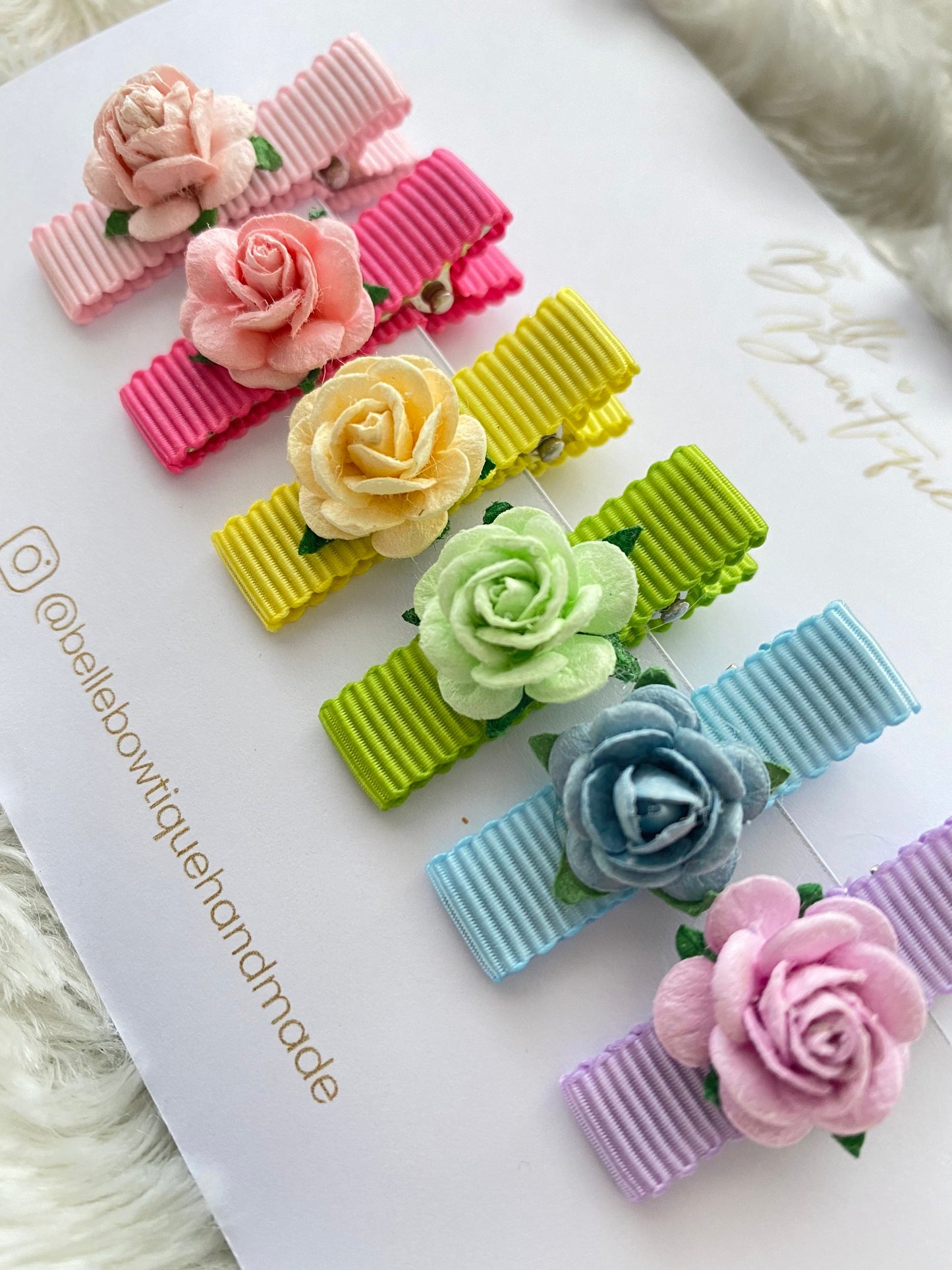 Fully Lined Flower Fringe Clip