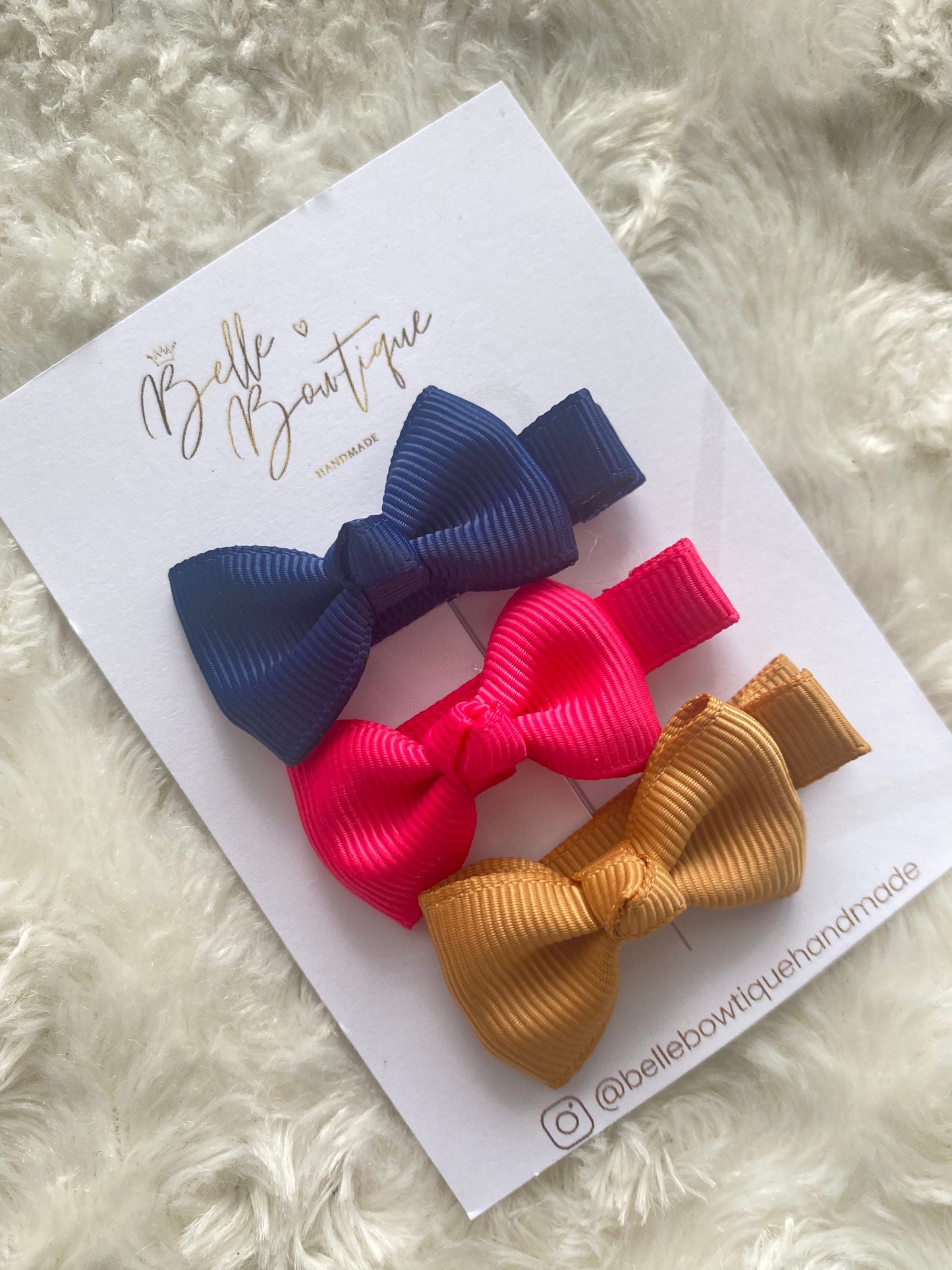 Bow Fully Lined Fringe Clip
