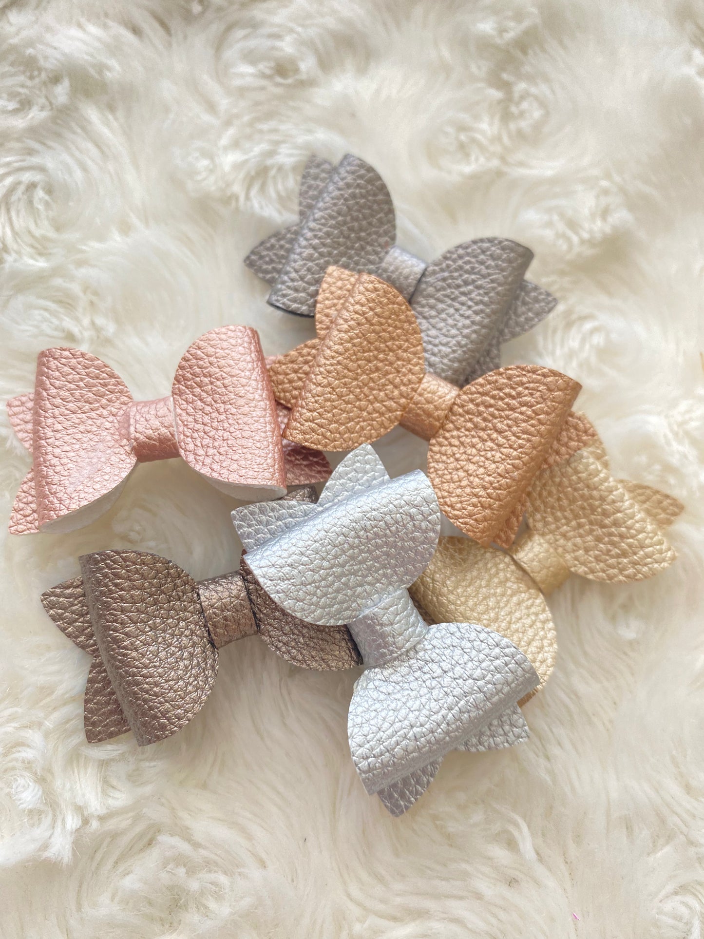 Metallic Mini Bows