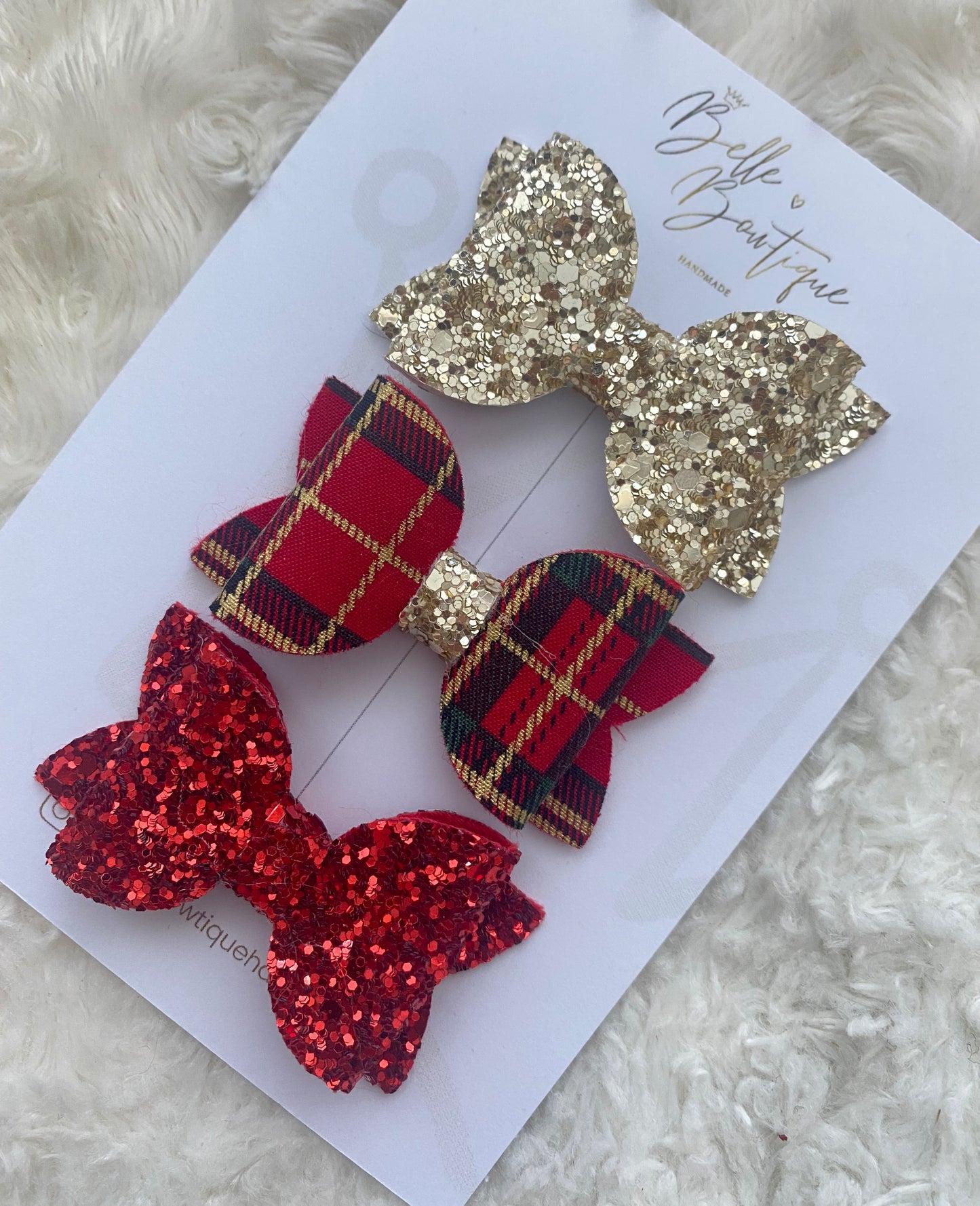 Trio of bows