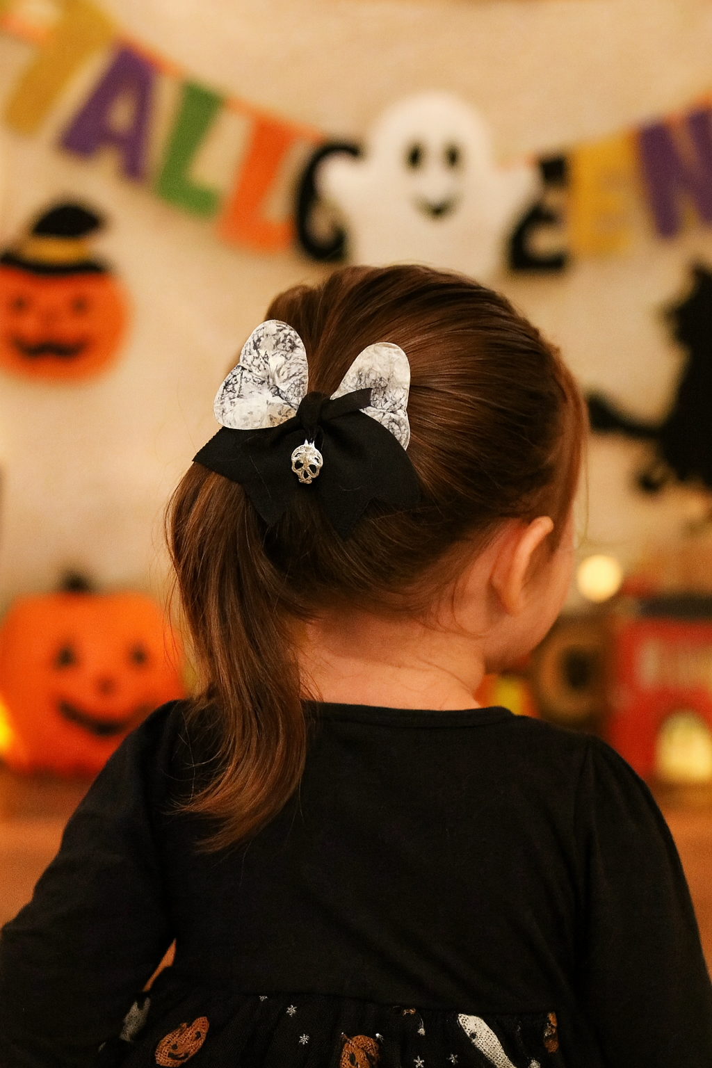 Black & White Halloween Bow Clip– Skull Print Bow with Charm
