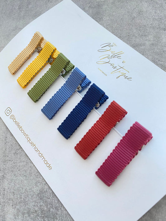 Bright Shades Ribbon Lined Fringe Clips