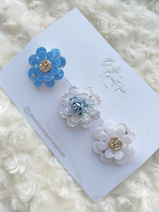 Flower Mini fringe clips - small clips - mini clips - Hair clips for girls - small clips - toddler hair clips - baby hair clip - blue flower