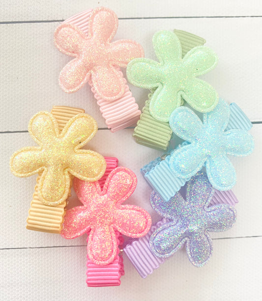 Fully Lined Flower Clips