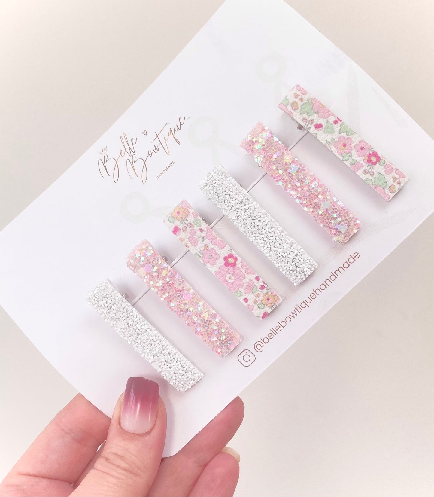 Pink and White Bar Clip Set